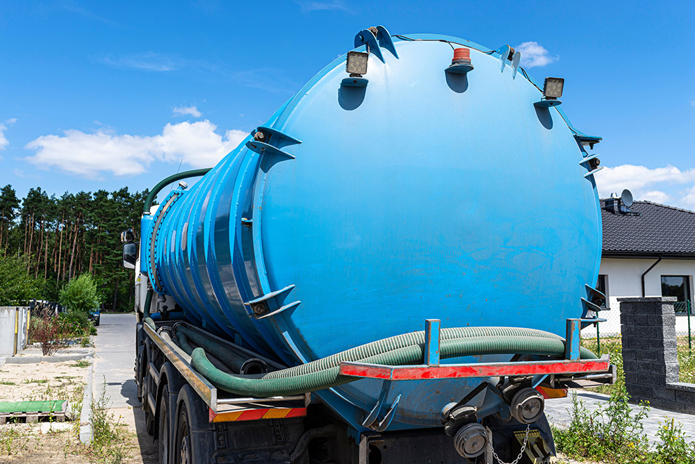 Photo d'un camion hydrocureur - Catégorie Débouchage par camion hydrocureur